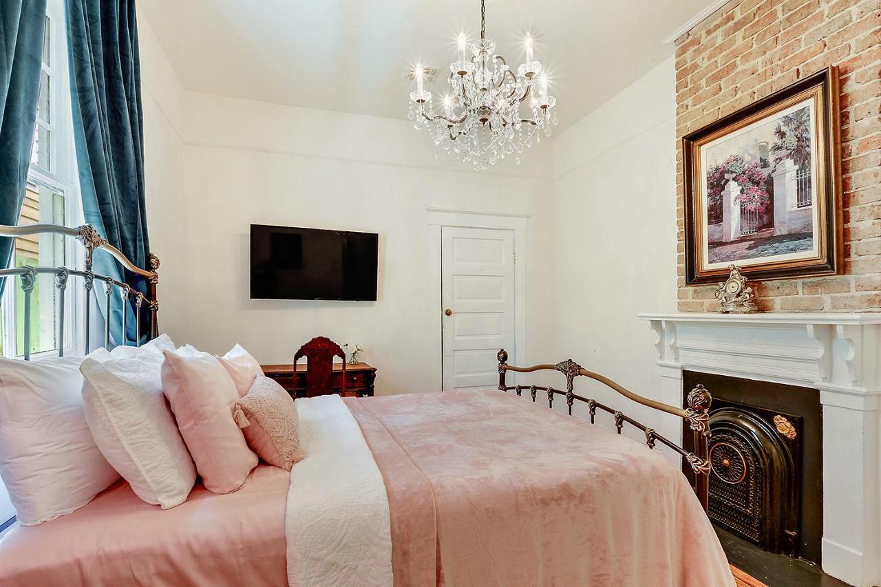 Elegant Renovated House With Relaxing Courtyard Villa New Orleans Luaran gambar